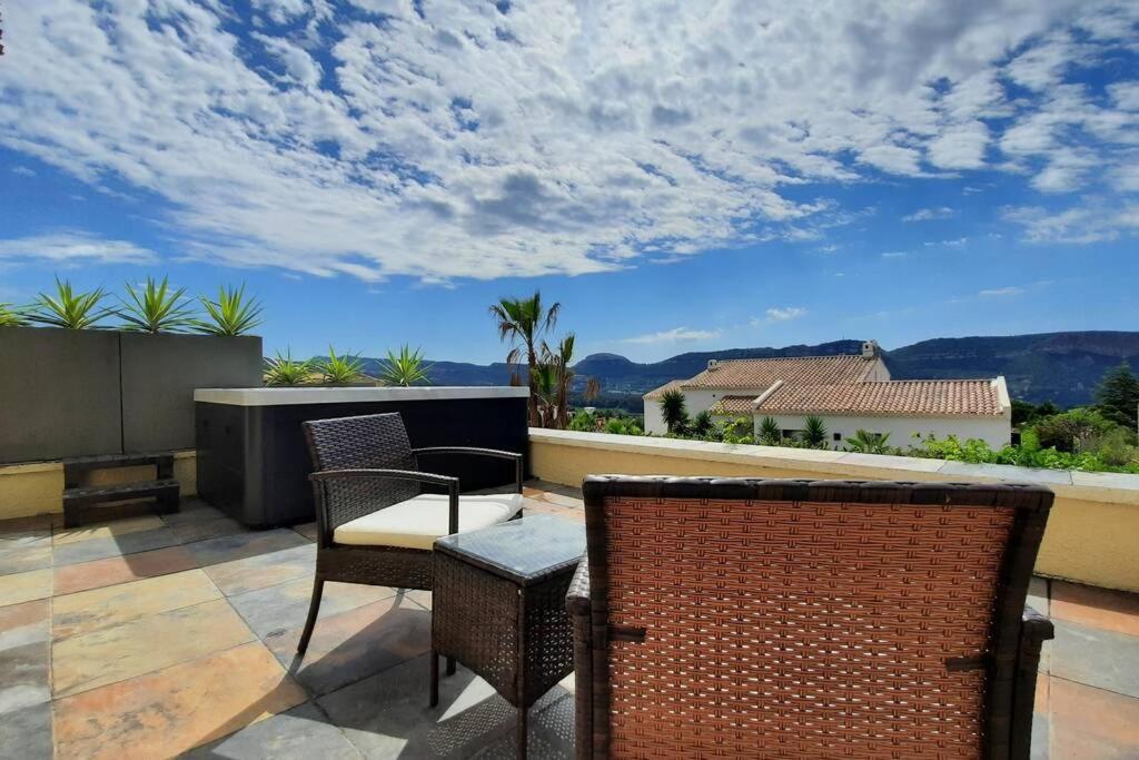 Reves De Vie, Studio Port Miou Perle Rare A Cassis Exterior photo
